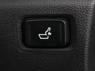 Toyota C-HR Toyota C-HR 1.8 Hybrid Style | Stoelverwarming | Trekhaak |  Adaptive cruise | JBL Sound | Camera | Navigatie | Keyless | Dodehoek detectie - afbeelding nr 6