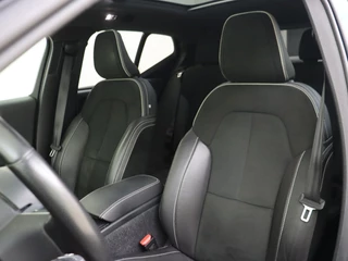 Volvo XC40 Volvo XC40 T4 R-Design | Trekhaak | Panoramadak | Dodehoekdetectie | - afbeelding nr 15