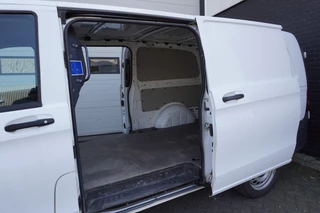 Mercedes-Benz Vito - Airco - Navi - Cruise - € 16.900,- Excl. - afbeelding nr 9