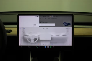 Tesla Model 3 - afbeelding nr 18