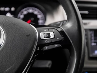 Volkswagen Golf Automaat (APPLE CARPLAY, NAVIGATIE, CLIMATE, TREKHAAK, SPORTSTOELEN, LM VELGEN, PARKEERSENSOREN, NIEUWE APK, CRUISE, NIEUWSTAAT) - afbeelding nr 20