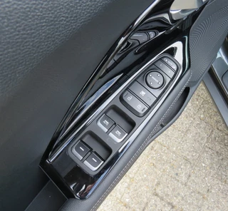 Kia Niro Kia Niro 1.6 GDi PHEV NAVI / CAMERA / ADAP. CRUISE / AFN. TREKHAAK - afbeelding nr 27