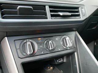 Volkswagen Polo Volkswagen Polo 1.0 Navi+BT| Stoelverwarming| Dealer onderhouden - afbeelding nr 14