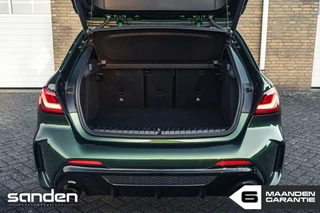 BMW 1 Serie BMW 1-serie M135i xDrive|individual color|H&R|gele DRL|concaver - afbeelding nr 95