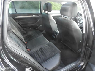 Volkswagen Passat Volkswagen Passat Variant 1.8 TSI Highline - afbeelding nr 16