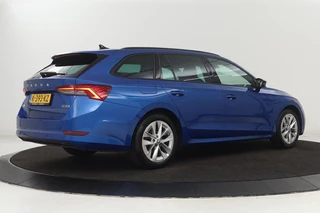Škoda Octavia Skoda Octavia 1.0 e-TSI Sport | Carplay | Full LED | Navigatie |  Sfeerverlichting | DAB | Sportstoelen | Climate control | Parkeerhulp - afbeelding nr 31