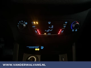 Ford Transit Courier Ford Transit Courier 1.5 TDCI L1H1 Euro6 Airco | Navigatie | Cruisecontrol | Stoelverwarming | Verwarmde Voorruit, Parkeersensoren - afbeelding nr 7