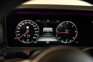 Mercedes-Benz CLS Mercedes-Benz CLS-klasse 300 d Edition 1 - AMG - Burmester - HUD - Distronic+ - 360 Camera - Designo - afbeelding nr 32
