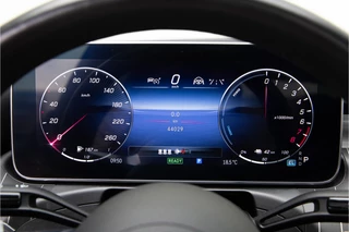 Mercedes-Benz C-Klasse Mercedes-Benz C-Klasse 300 e AMG Premium, Pano, Burmester, Nightpack, Key-Less 2022 - afbeelding nr 40