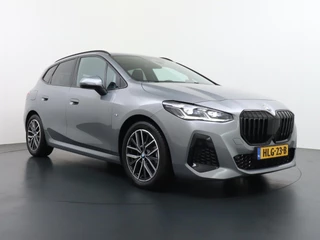 BMW 2 Serie BMW 2-serie Active Tourer 220i M-Sport HARMAN KARDON AUDIO| PANO |360 CAMERA | MEMORY SEAT - afbeelding nr 2