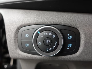 Ford Transit Custom Ford Transit Custom 300 2.0 TDCI L2H1 Limited Dubbele cabine Automaat Navi Airco 2x Schuifdeuren Trekhaak Parkeersensoren Carplay - afbeelding nr 18
