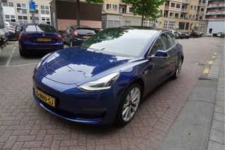 Tesla Model 3 Tesla Model 3 Long Range AWD 75 kWh Dual Motor | Nederlandse BTW auto | 351 pk | Panorama | Auto Pilot | Leer | Electrische stoelen met memory en verwarming | 19inch sportvelgen - afbeelding nr 24