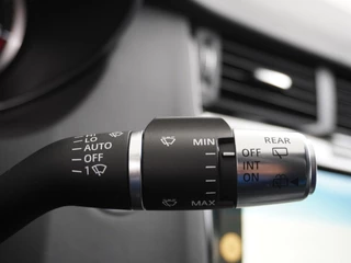 Jaguar E-PACE Jaguar E-Pace 1.5 P300e AWD R-Dynamic ORIG. NL. NAP KM. | CAMERA | RIJKLAARPRIJS INCL. 12 MND. BOVAGGARANTIE - afbeelding nr 26