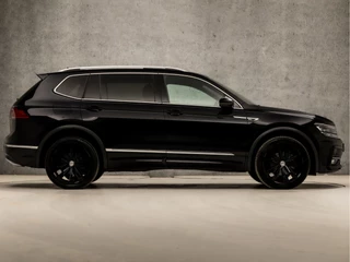 Volkswagen Tiguan Allspace Volkswagen Tiguan Allspace 1.5 TSI R-Line Sport 7 Persoons 150Pk Automaat (PANORAMADAK, VIRTUAL COCKPIT, APPLE CARPLAY, GROOT NAVI, CAMERA, SPORTSTOELEN, ZWART HEMEL, ADAPTIVE CRUISE, LED KOPLAMPEN, KEYLESS, NIEUWE APK, NIEUWSTAAT) - afbeelding nr 4