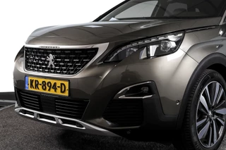 Peugeot 3008 Peugeot 3008 1.2 PureTech 130 PK GT Line | S/K-Panodak | Dig. Cockpit | Cruise | PDC | Camera | NAV | ECC | Elek. Klep | DAB | LM 19
