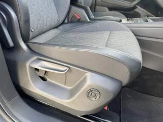 Volkswagen Tiguan Volkswagen TIGUAN 1.5 eHybrid Led Camera ACC Carplay Sfeerverlichting Navigatie Wegklapbare trekhaak - afbeelding nr 22