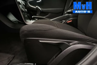 Volvo V40 Volvo V40 1.6 D2 Kinetic INRUIL KOOPJE! GOED ONDERHOUDEN - afbeelding nr 30
