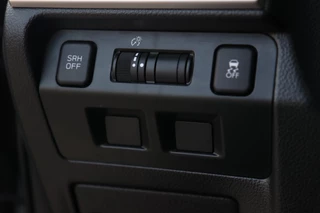 Subaru Forester Subaru Forester 2.0 Premium / PANODAK / CAMERA / STOELVERW / TREKHAAK - afbeelding nr 19