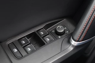 SEAT Leon Matrix LED/Keyless/Camera/Leder/elek. stoel/ACC/Dodehoek - afbeelding nr 26