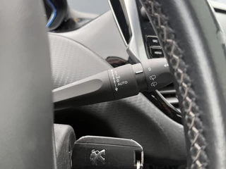 Peugeot 2008 Peugeot 2008 1.2 PureTech GT-line 1e Eigenaar,Navi,Pano,Camera,Clima,Cruise,Halfleder,Stoelverwarming,110pk,PDC,APK tot 08-2025 - afbeelding nr 22