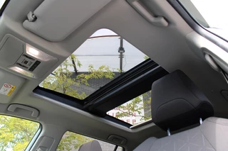 Toyota RAV4 Toyota RAV4 2.5 Hybrid Style Pano/Navi/19