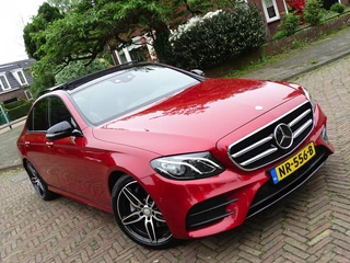Mercedes-Benz E-Klasse Mercedes-Benz E-Klasse 220d automaat / AMG pakket 2017 / CARBON / LED *NAP* - afbeelding nr 2