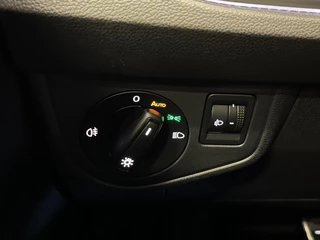 Volkswagen Polo Volkswagen Polo 1.0 TSI Move AUT 70kW Navigatie Apple Carplay/ Android Auto Camera Parkeersensoren Adaptive Cruise Control Stoelverwarming Virtual Cockpit Climate Control - afbeelding nr 27
