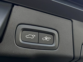 Volvo XC60 Volvo XC60 2.0 T6 Plug-in hybrid AWD Inscription Panoramadak | Elektrische kofferklep - afbeelding nr 13