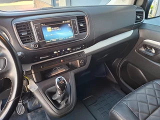 Toyota ProAce Toyota PROACE Worker 2.0 D-4D Black Line Long DC DUBBEL CABINE / LEER / STOELVERWARMING / CAMERA / DUBBELE SCHUIFDEUR - afbeelding nr 23