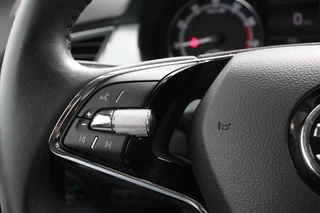 Škoda Fabia Skoda Fabia Combi 1.0 TSI DSG Ambition | Navigatie | App Connect | Camera | Cruise Control | Extra getint glas | Dab - afbeelding nr 14