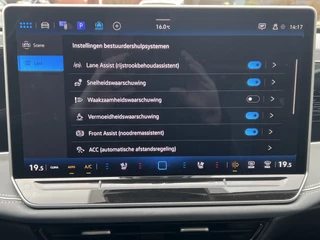 Volkswagen Passat Navigatie Panoramadak Trekhaak IQ Light Leder Elek Stoelen + Verwarming + Koeling + Massage 360 Camera Extra Getint Glas Vol Opties BTW Auto MHEV - afbeelding nr 22