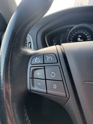 Volvo V40 Volvo V40 1.6 T2 Momentum|Trekhaak|Cruise control| Navi|PDC| - afbeelding nr 13