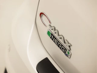 Ford C-MAX Ford C-MAX 2.0 Plug-in Hybrid Titanium Plus 185Pk Automaat (PANORAMADAK, GROOT NAVI, CLIMATE, CAMERA, LEDEREN SPORTSTOELEN, GETINT GLAS, ELEK ACHTERKLEP, KEYLESS, NIEUWE APK, NIEUWSTAAT) - afbeelding nr 30
