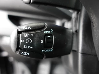 Peugeot Expert Peugeot Expert 2.0 BlueHDI 180 pk L3H1 Long Premium Automaat Navigatie Trekhaak Apple Carplay/ Android Auto Cruise control Airco Parkeersensoren - afbeelding nr 15