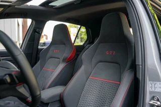 Volkswagen Golf Volkswagen Golf 2.0 TSI GTI Clubsport 45 Jahre Akra Pano DSG - afbeelding nr 32