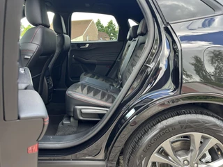 Ford Kuga Ford Kuga 2.5 PHEV ST-Line X 225pk | Wegklapbare Trekhaak | Winter Pack | Driver Assistance Pack | Head-Up Display | - afbeelding nr 18