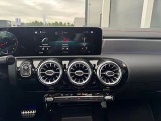 Mercedes-Benz CLA Mercedes-Benz CLA 220 AMG Prem. Plus PANO NAVI SFEER SPORTVELGEN PDC ELEK PAKKET - afbeelding nr 16