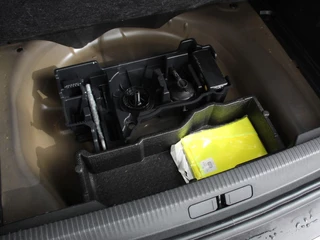 Peugeot 2008 Peugeot 2008 1.2 PureTech Active Pack | Navigatie | Airco | Cruise Control | Led | Parkeer sensoren - afbeelding nr 33