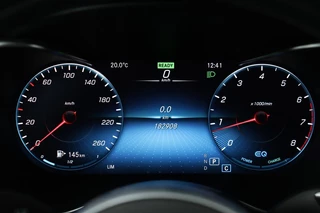 Mercedes-Benz C-Klasse Mercedes-Benz C-klasse 200 AMG | Stoelverwarming | Carplay | Trekhaak |  Matrix LED | Sfeerverlichting | Leder/Alcantara | Side Assist | Camera - afbeelding nr 24