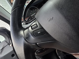 Peugeot 2008 Peugeot 2008 1.2 PT, 1e Eig! Riem verv! Carplay! Zondag OPEN! - afbeelding nr 19