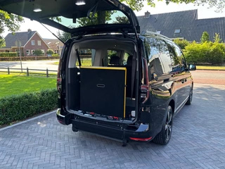 Volkswagen Caddy Volkswagen Caddy MAXI 1.5 TSI 115pk DSG Style 5+1 Rolstoelauto, ACC, Panodak, Camera, LED, Virtual - afbeelding nr 11