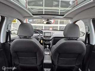 Peugeot 2008 PEUGEOT 2008 1.2 PURETECH ALLURE / 1e Eigenaar / Panoramadak / - afbeelding nr 11