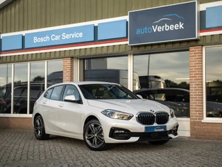 BMW 1 Serie | Live Cockpit Prof. | Sportstoelen | Adaptive LED | Apple Carplay/Android Auto wireless | 17