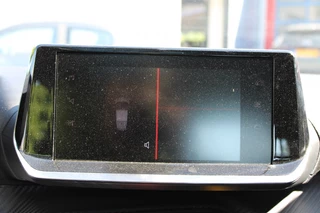 Peugeot 208 Peugeot 208 1.2 PureTech Allure Carplay/Pano 