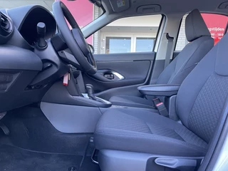 Toyota Yaris Cross Toyota Yaris Cross 1.5 Hybrid 115 Active | Apple CarPlay Android Auto | DAB | Achte - afbeelding nr 4
