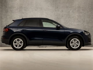 Audi Q3 Audi Q3 35 TFSI Sport 150Pk (NIEUW MODEL, VIRTUAL COCKPIT, GROOT NAVI, CLIMATE, STOELVERWARMING, KEYLESS, SPORTSTOELEN, CRUISE, PARKEERSENSOREN, ELEK ACHTERKLEP, MATRIX LED KOPLAMPEN, NIEUWSTAAT) - afbeelding nr 4