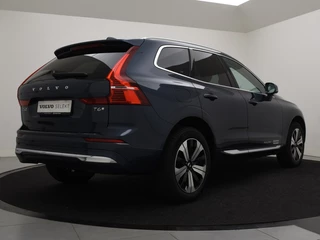 Volvo XC60 Volvo XC60 T6 PLUG-IN HYBRID LONG RANGE ESSENTIAL EDITION SCHUIFDAK ACC BLI - afbeelding nr 3