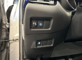 Toyota C-HR Toyota C-HR 1.2 Bi-Tone | CAMERA | NAVI | KEYLESS | LMV | METALLIC | LED - afbeelding nr 13