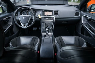 Volvo V60 Volvo V60 1.5 T3 Nordic+*AUTOMAAT*NAVI*R-DESIGN*NAP*TREKHAAK - afbeelding nr 14
