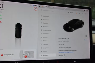 Tesla Model 3  | AUTO PILOT | 360 CAMERA - afbeelding nr 11